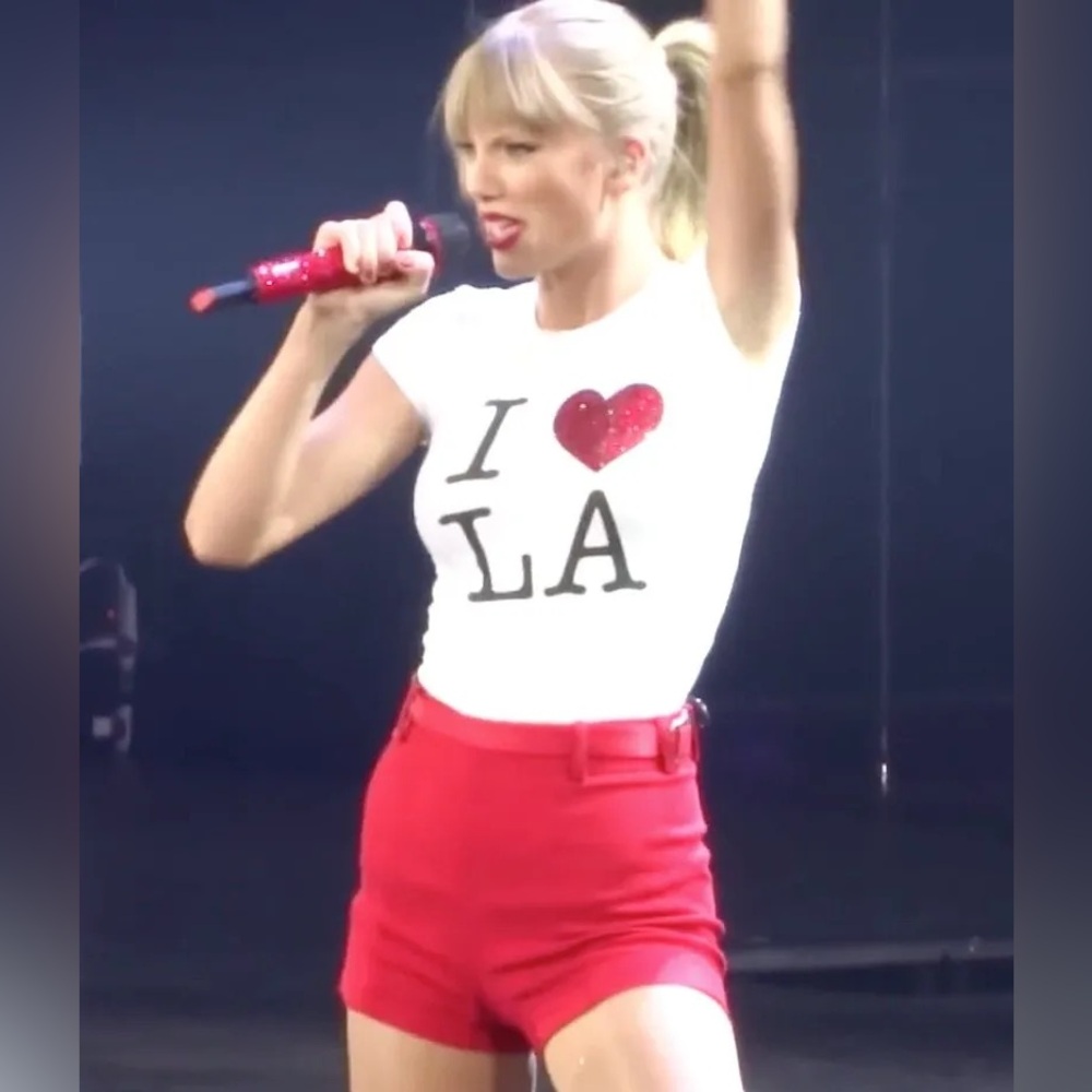 Eras Tour - I ❤️ LA shirt, as seen on Taylor Swift during Red Tour! Size S